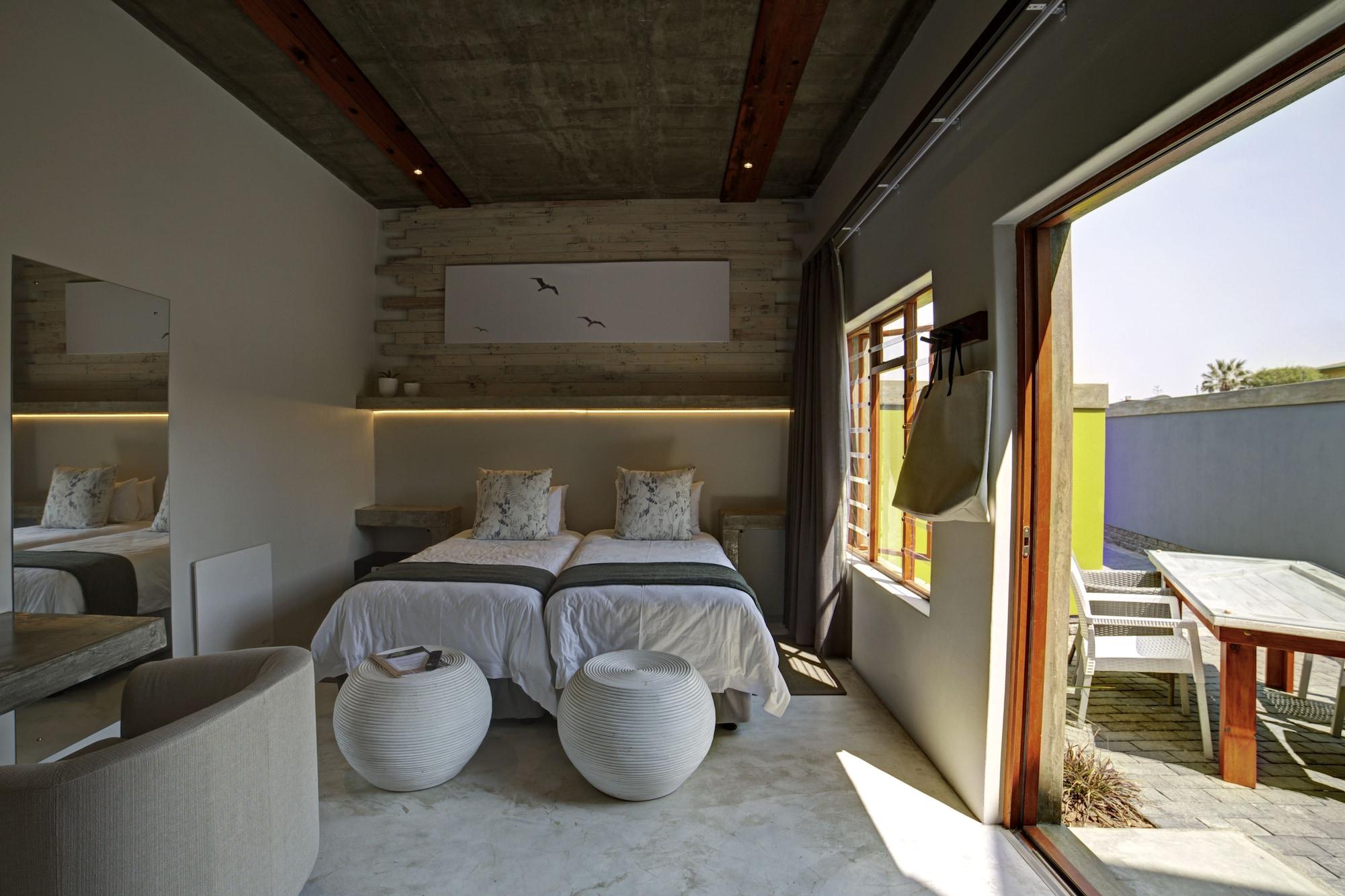 Organic Stay Guesthouse Свакопмунд Екстер'єр фото