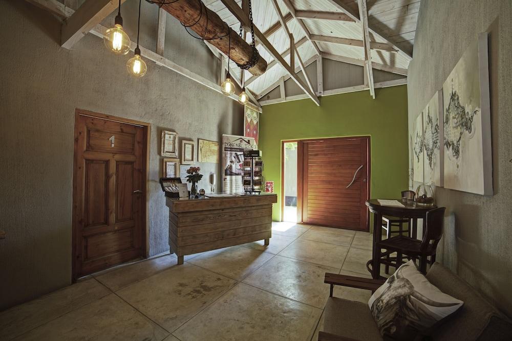 Organic Stay Guesthouse Свакопмунд Екстер'єр фото