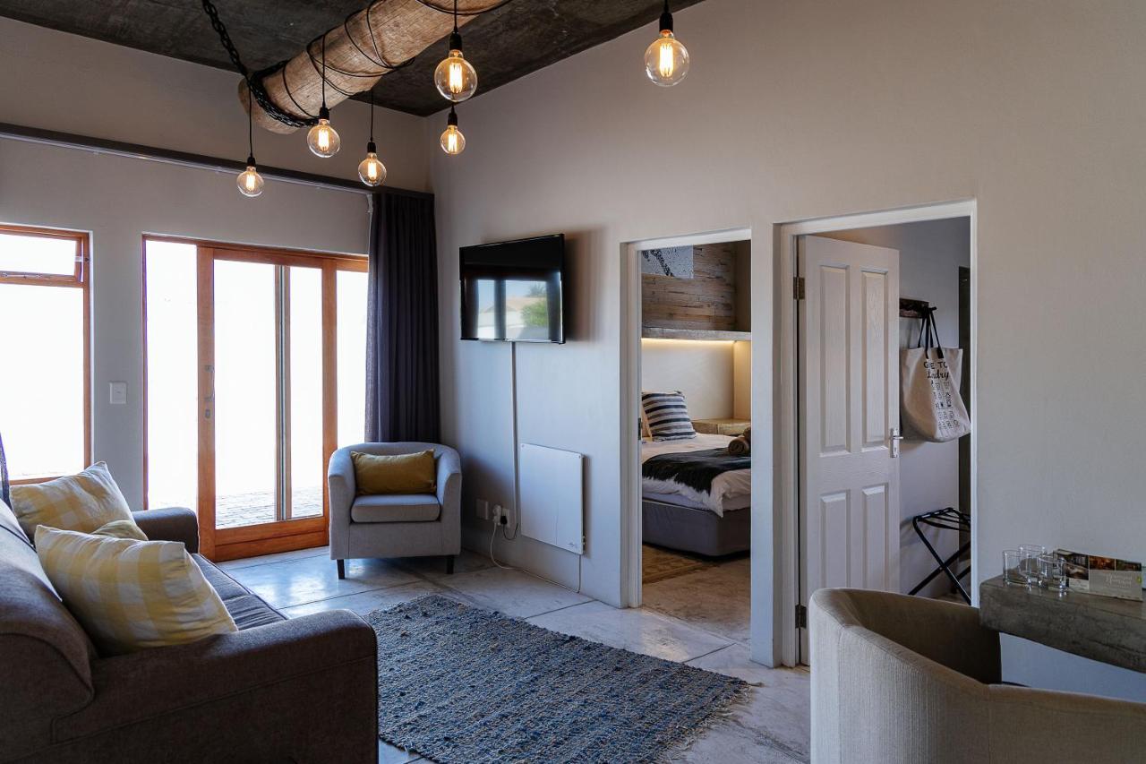 Organic Stay Guesthouse Свакопмунд Екстер'єр фото