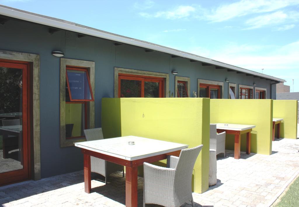 Organic Stay Guesthouse Свакопмунд Екстер'єр фото