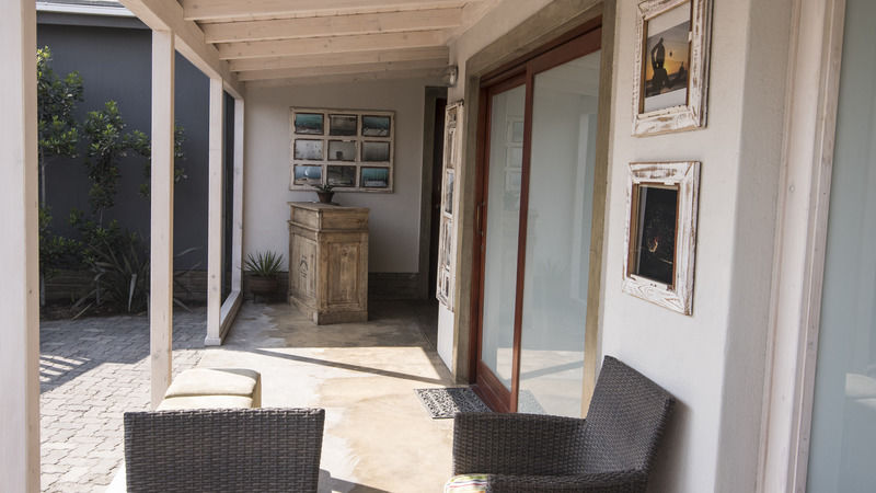 Organic Stay Guesthouse Свакопмунд Екстер'єр фото